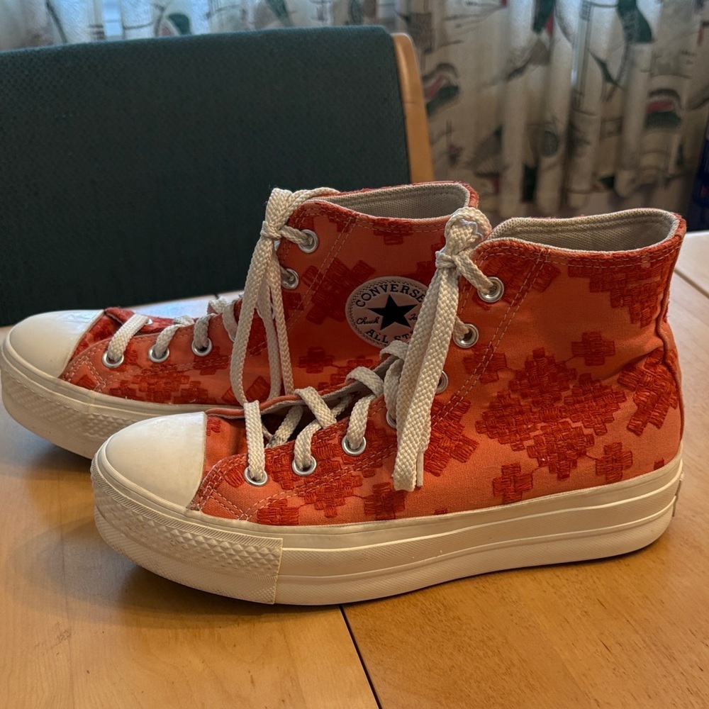Converse Women’s CTAS  High Top Bright Madder Sneakers. Size 8.5